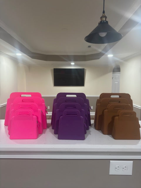 IMAGE OF 4 SIZES OF IBIG SILICONE MAKEUP BAGS IN FUSCHIA PINK, PURPLE AND BROWNTravel makeup bag / travelbag / travel bags for women / toiletry travel bag / travelbags / make up / cosmetic bags / beauty bag/ makeup / makeup organizer / toiletry bags / toiletry