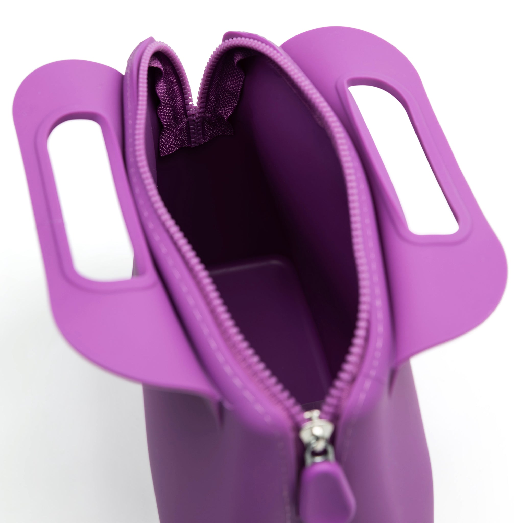 Easy Clean Travel Bag Set